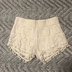 —3for $20–Ivory Surf Gypsy Crochet Shorts